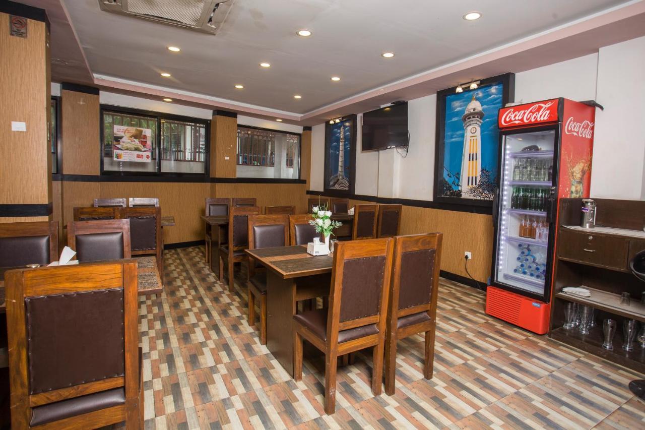 Oyo 104 Hotel Baltic Inn Katmandu Eksteriør billede