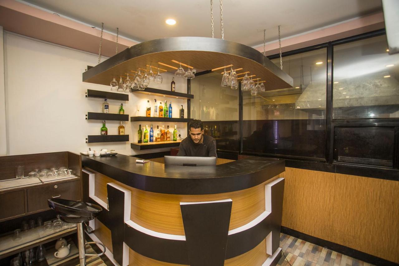 Oyo 104 Hotel Baltic Inn Katmandu Eksteriør billede